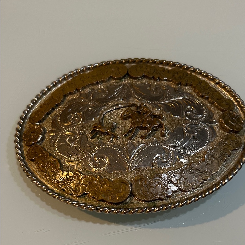 Large ! Vintage Western Rodeo cowboy Oval Metal Belt Buckle